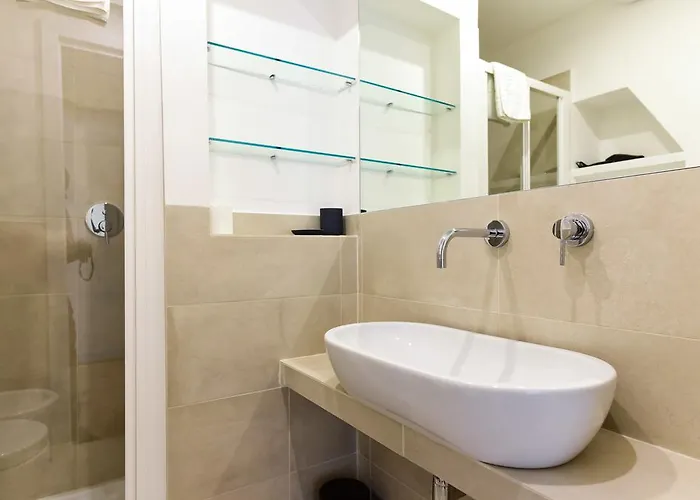 Bright And Comfy 3 Bedroom In Monti