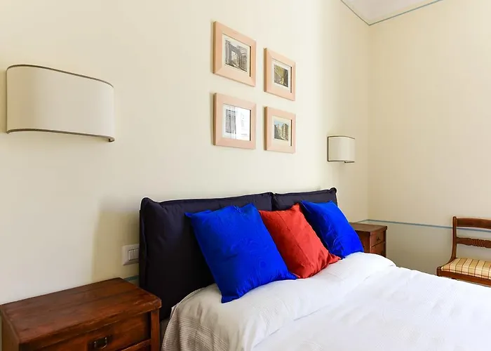 Bright And Comfy 3 Bedroom In Monti * Rom