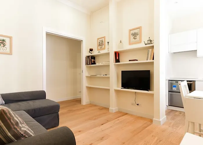 Bright And Comfy 3 Bedroom In Monti Apartment Rom