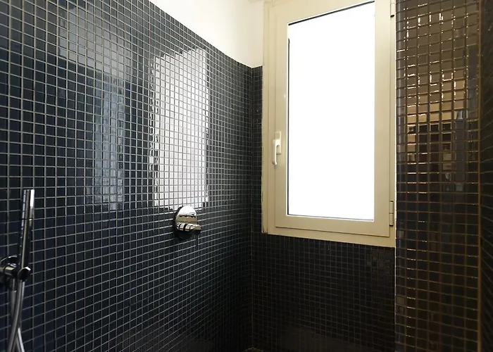 Bright And Comfy 3 Bedroom In Monti Rom