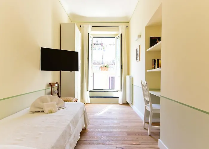 Bright And Comfy 3 Bedroom In Monti Apartment Rom