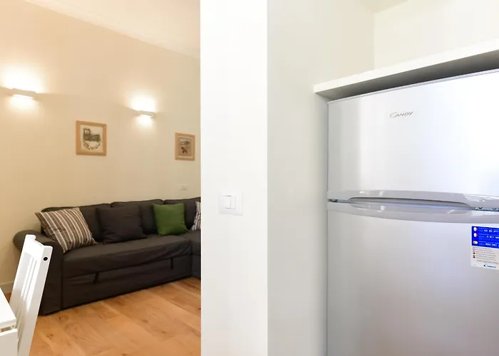Apartment Bright And Comfy 3 Bedroom In Monti