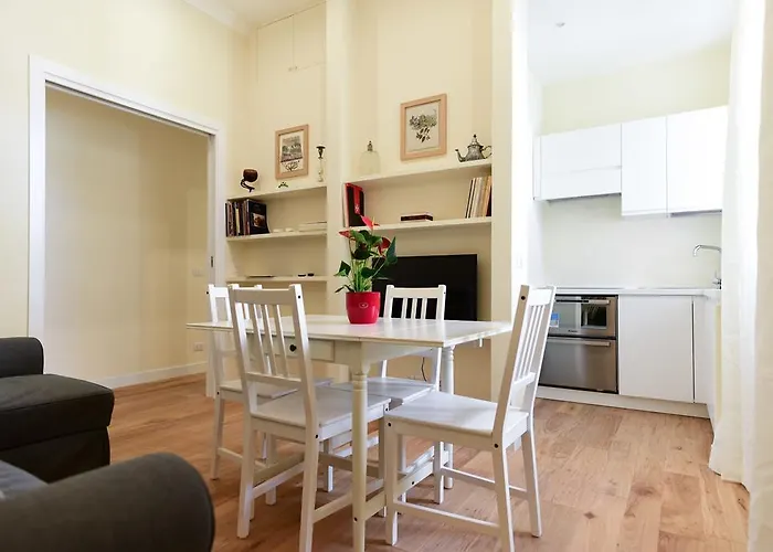 Apartment Bright And Comfy 3 Bedroom In Monti Rom
